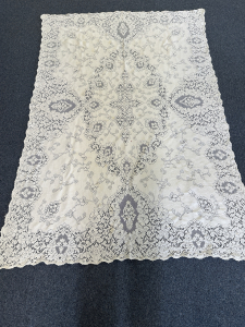 Quaker Lace Patter 4141-02 w/o tag & w/ loops, $100
