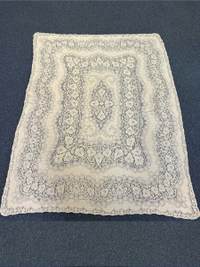 Quaker Lace Pattern 1005-01 w/ tag & loops, $122