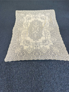Quaker Lace Pattern 1006-02 w/ tag & loops, $137