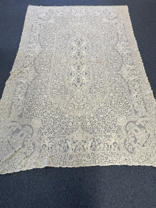 Quaker Lace Pattern 1010-02 w/o tag & w/ loops, $100
