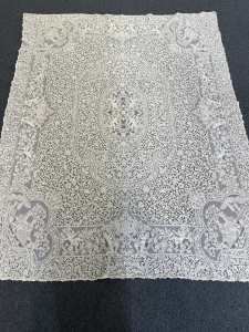 Quaker Lace Pattern 1010-03 w/ tag & loops, $100