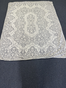 Quaker Lace Pattern 1100-01 w/o tag & loops, $162
