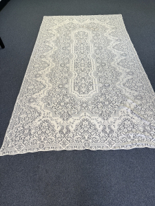 Quaker Lace Pattern 1100-03 w/o tag & loops, $258