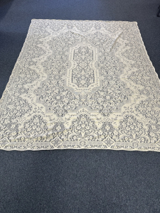 Quaker Lace Pattern 1100-05 w/o tag & loops, $100