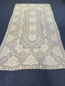 Quaker Lace Pattern 1253-01 w/ tag & loops, $290
