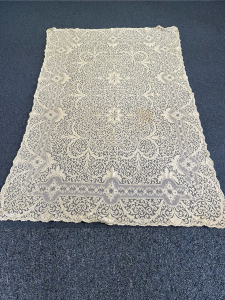 Quaker Lace Pattern 2000-01 w/ tag & loops, $175
