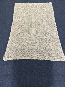Quaker Lace Pattern 2000-02 w/ tag & loops, $110