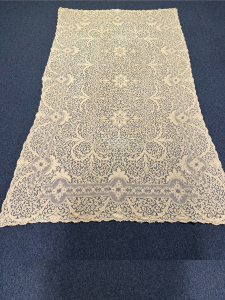 Quaker Lace Pattern 2000-03 w/ tag & loops, $175