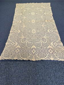 Quaker Lace Pattern 2000-05 w/ tag & loops, $216