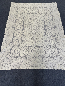 Quaker Lace Pattern 2880-02 w/ tag & loops, $130
