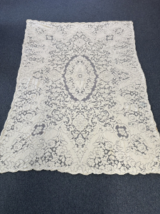 Quaker Lace Pattern 3000-01 w/ tag & loops, $100