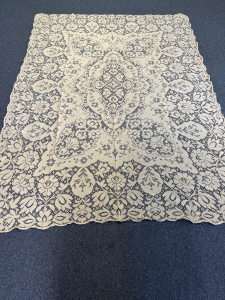 Quaker Lace Pattern 3020-01 w/ tag & loops, $294