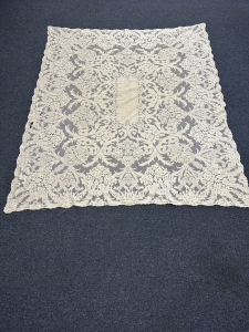 Quaker Lace Pattern 3500-01 w/ tag & loops (sa 3501), $171