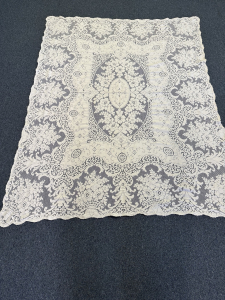 Quaker Lace Pattern 4160-02 w/ tag & loops, $158