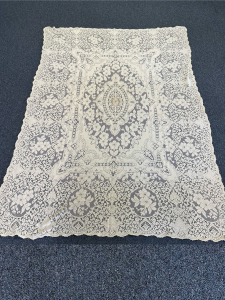 Quaker Lace Pattern 4191-01 w/ tag & loops, $148