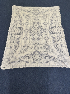 Quaker Lace Pattern 4200-01 w/ tag & loops, $96