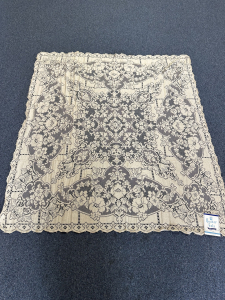 Quaker Lace Pattern 4200-06 w/ tag & loops, $100