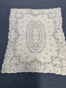 Quaker Lace Pattern 4436-01 w/o tag & w/ loops, $100