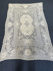 Quaker Lace Pattern 5150-04 w/ tag & loops, $100
