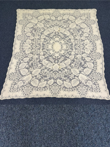 Quaker Lace Pattern 5430-01 w/ tag & loops (sa 5438), $120