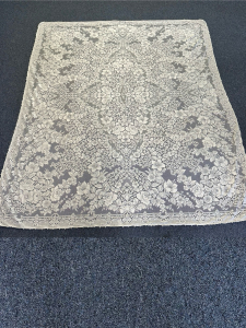 Quaker Lace Pattern 6230-01 w/ tag & loops, $192