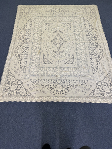 Quaker Lace Pattern 6280-04 w/o tag & loops, $166