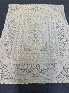 Quaker Lace Pattern 6280-05 w/ tag & loops, $190