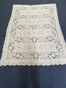 Quaker Lace Pattern 6580-01 w/ tag & loops, $100