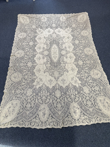Quaker Lace Pattern 7100-02 w/ tag & loops, $168