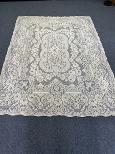Quaker Lace Pattern 805-03 w/o tag & loops, $161