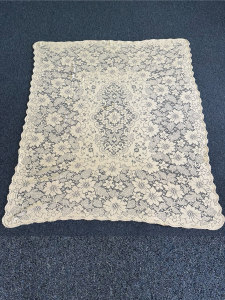 Quaker Lace Pattern 850-01 w/ tag & loops, $106