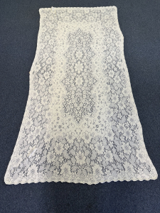 Quaker Lace Pattern 850-02 w/ tag & loops, $143