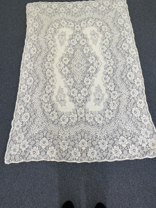 Quaker Lace Pattern 859-01 w/ tag & loops, $158